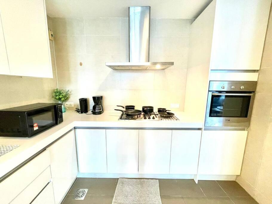1 Min To Klcc Twin Tower Apartment Kuala Lumpur Ngoại thất bức ảnh